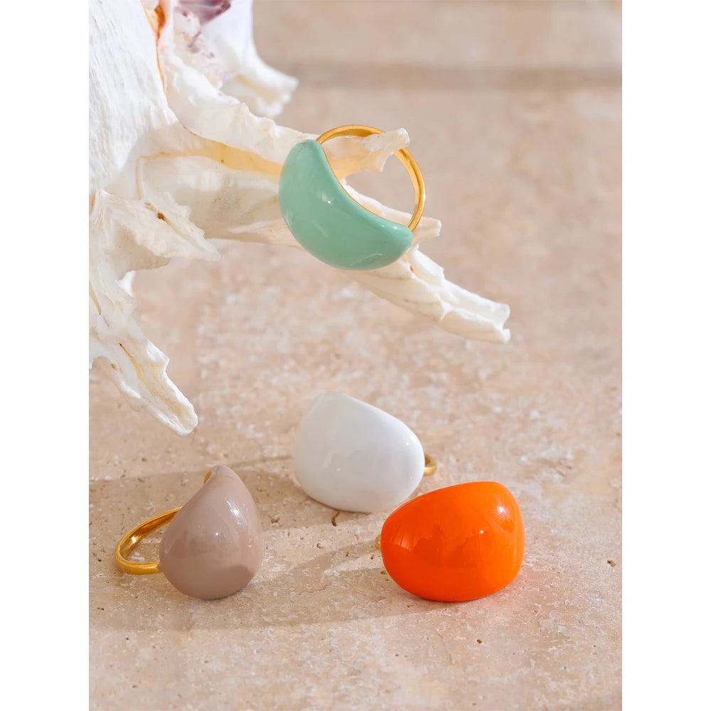 White enamel multi-color ring in 18K gold-plated stainless steel with enamel.