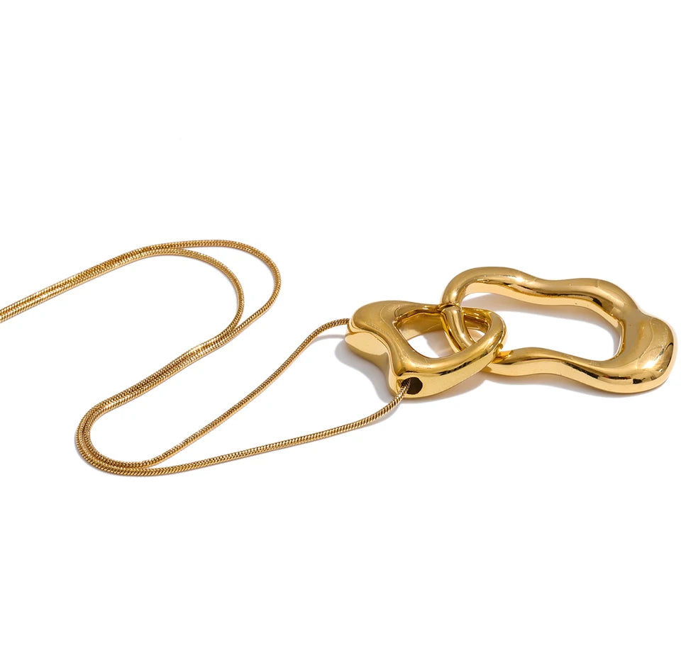 Geometric necklace in gold-plated stainless steel.