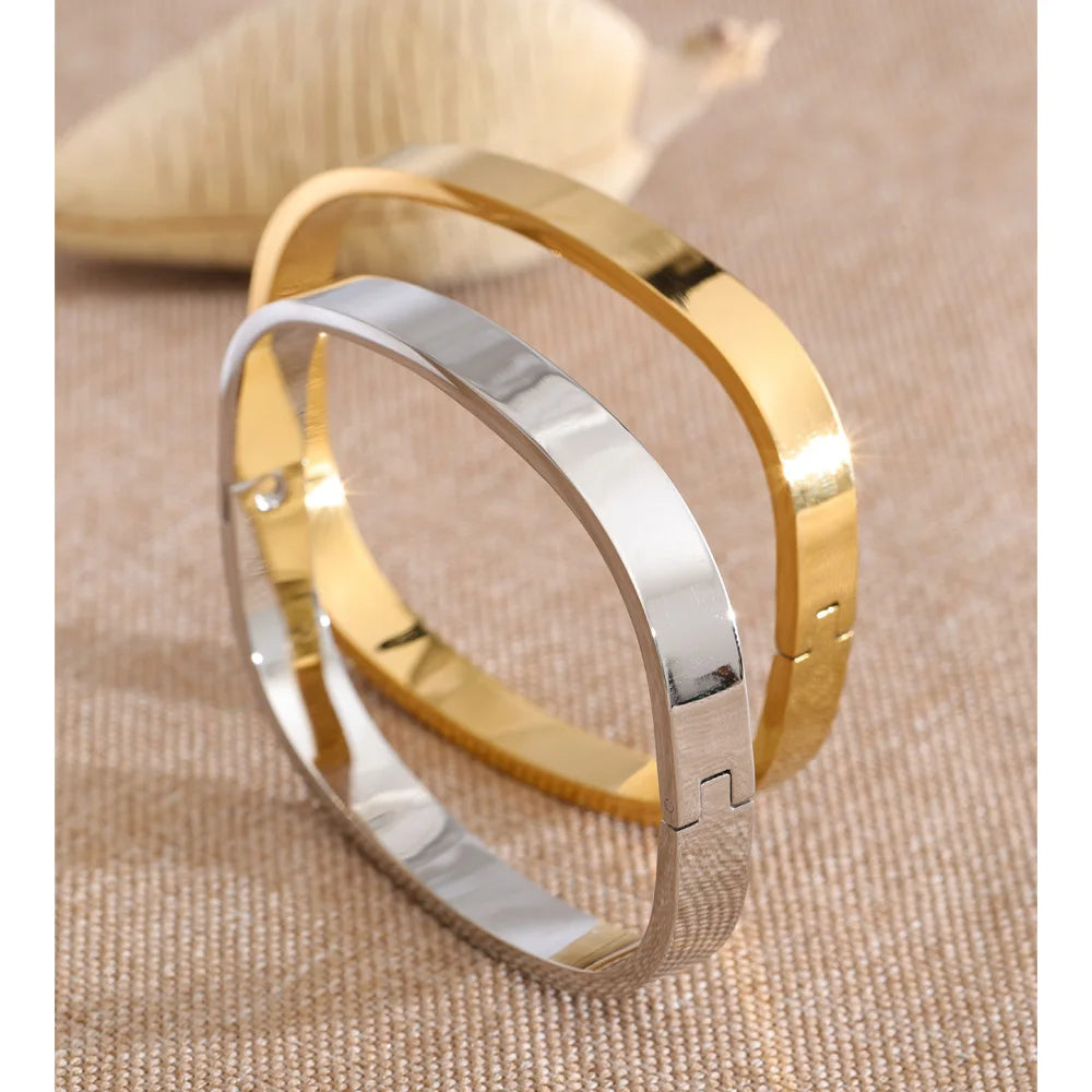 Geometric Bracelet — Gold-Plated Stainless Steel · PS1080
