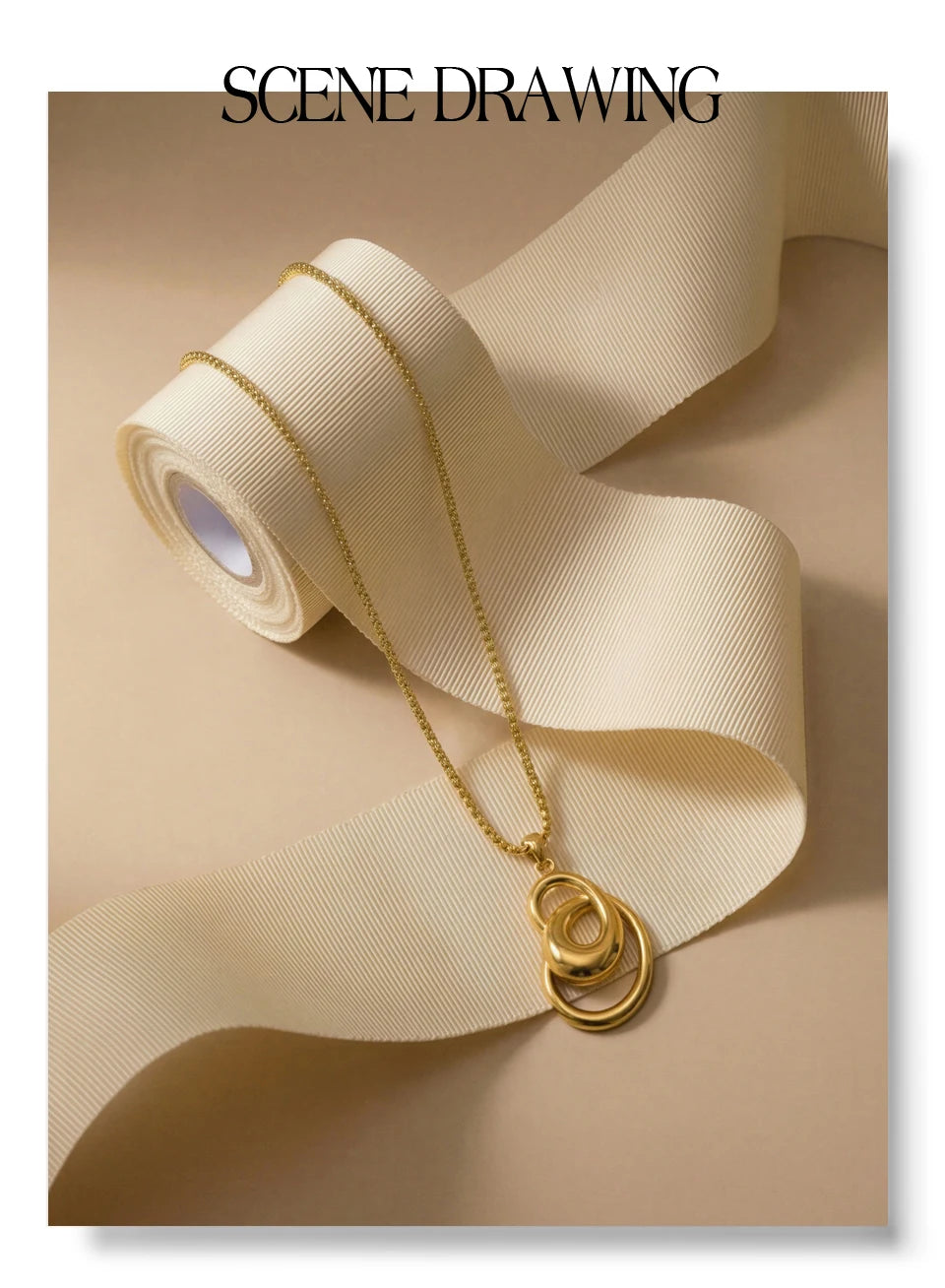 Geometric necklace in gold-plated stainless steel.