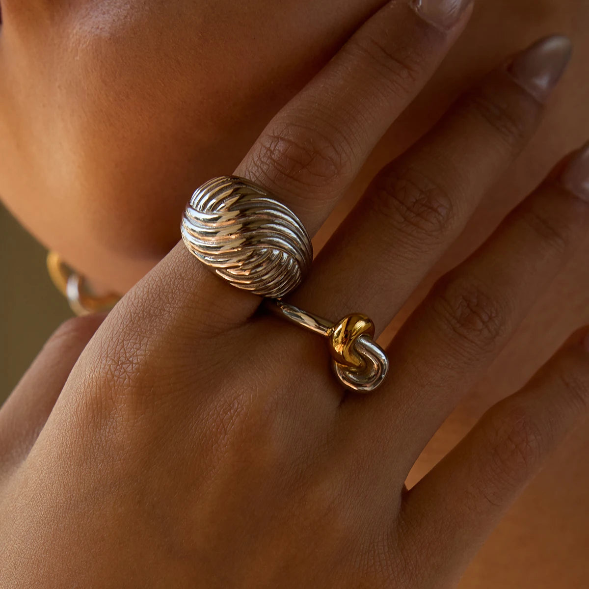 Two-Tone Shell Ring Stack — Stainless Steel · PS270