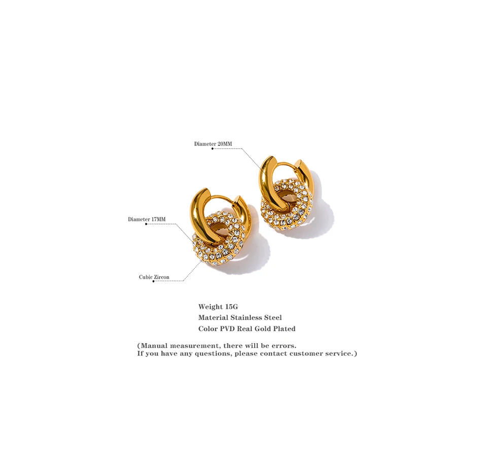 Cubic zirconia geometric earrings in 18K gold-plated stainless steel with cubic zirconia.