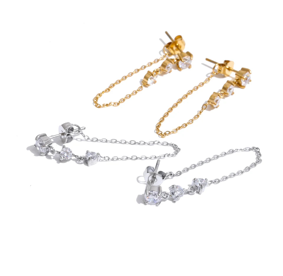 Cubic zirconia geometric chain earrings in gold-plated stainless steel with cubic zirconia.