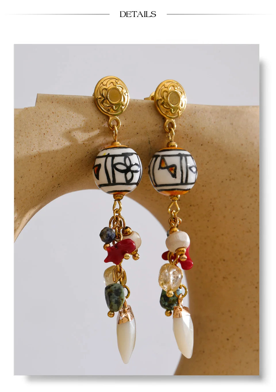 Resin natural stone geometric earrings in gold-plated stainless steel with natural stone and resin.