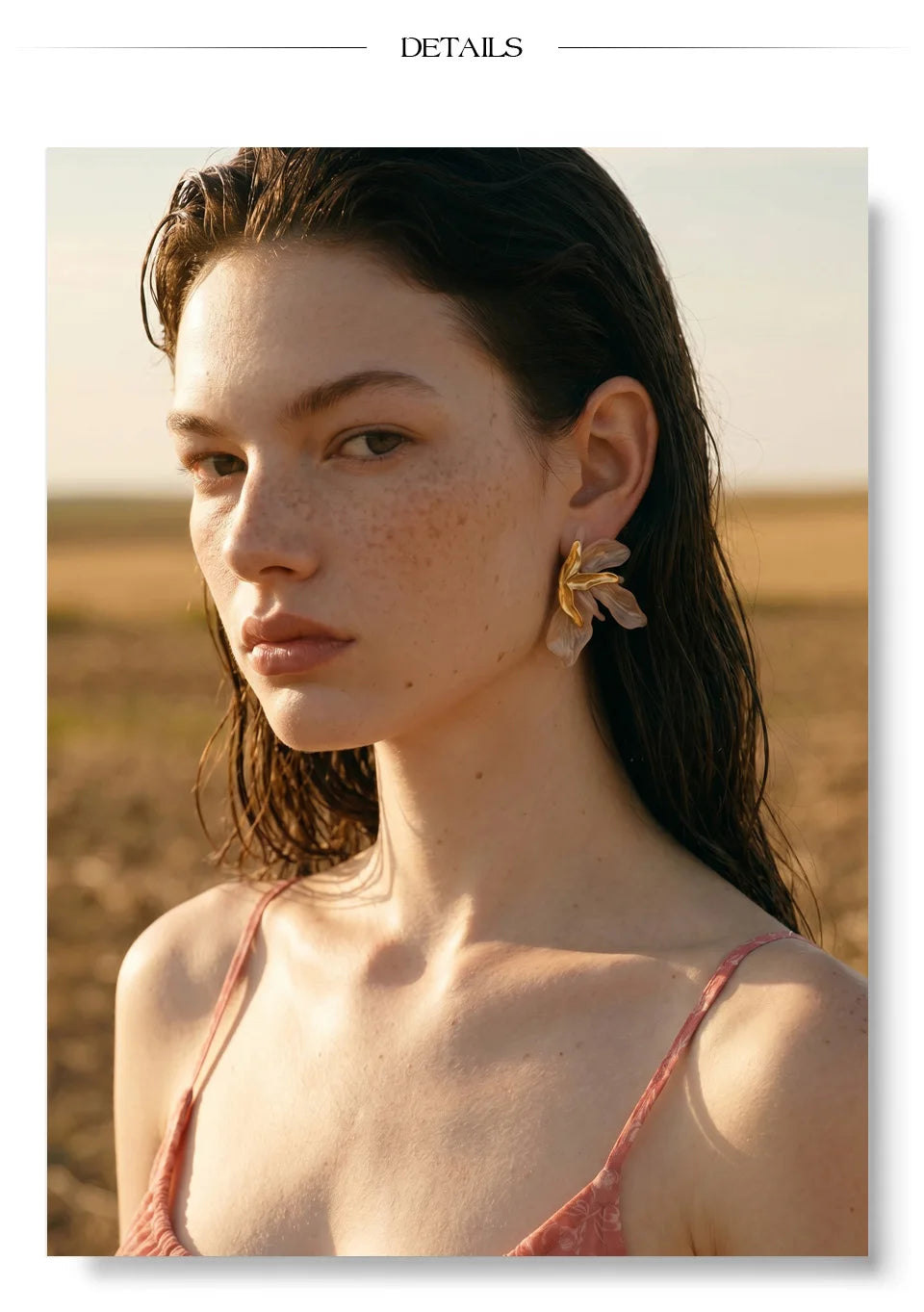 Green resin acrylic earrings in gold-plated stainless steel with resin and acrylic.