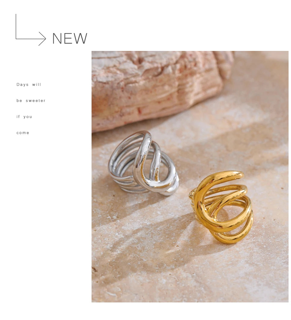 Geometric ring in gold-plated stainless steel.