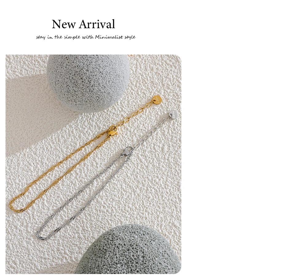 Geometric Chain Bracelet — Gold-Plated Stainless Steel · PS2065