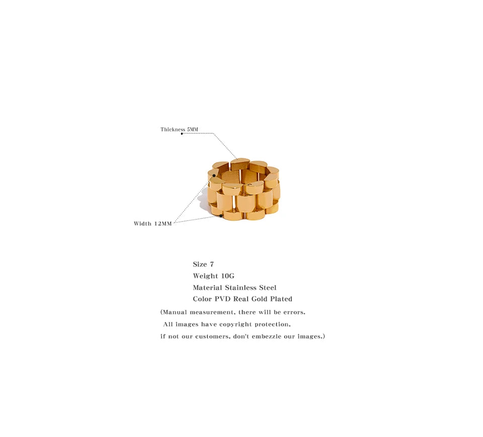Geometric chain ring in gold-plated stainless steel.