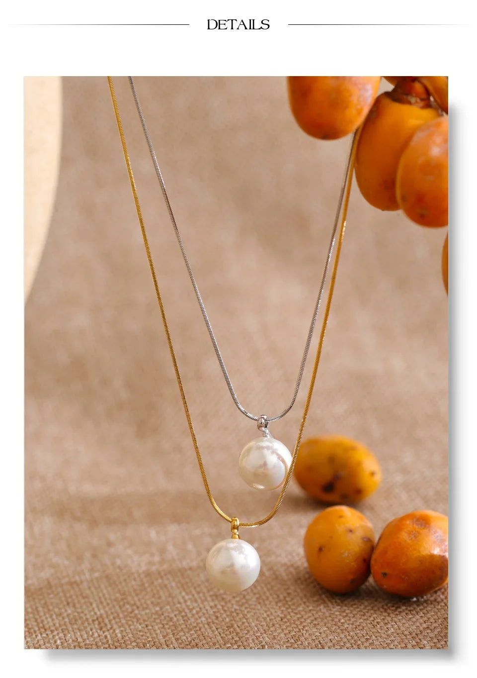 Pearl coin geometric necklace in gold-plated stainless steel with pearl.