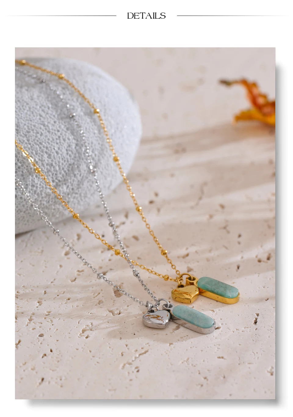 Natural stone heart geometric necklace in gold-plated stainless steel with natural stone.