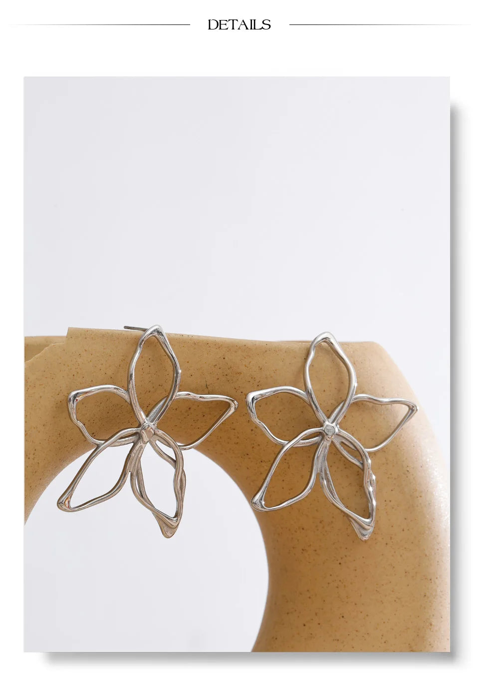 Flower Earrings — Gold-Plated Stainless Steel · PS1533