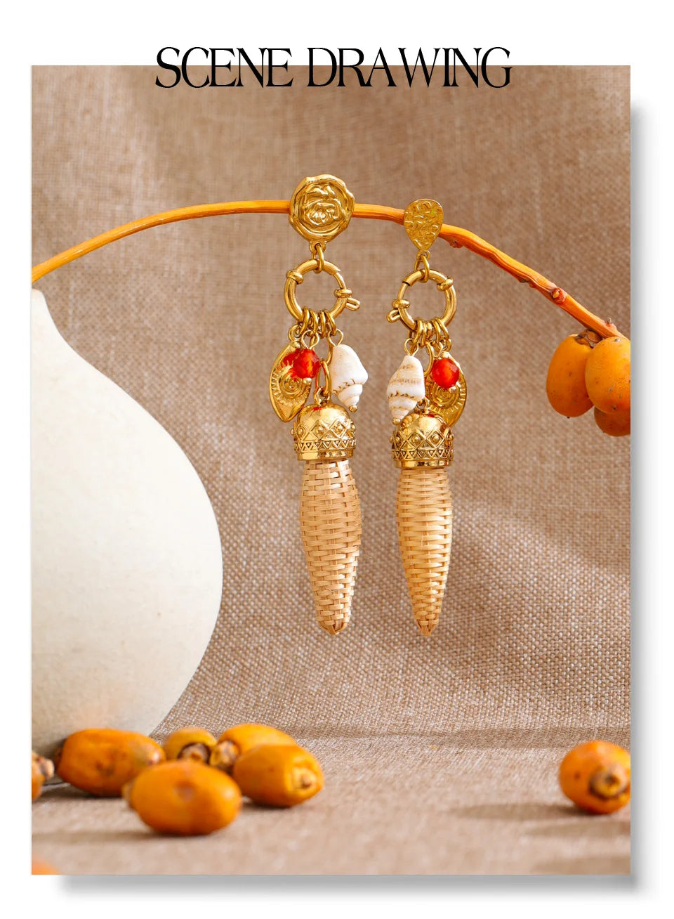 Geometric earrings in gold-plated stainless steel.