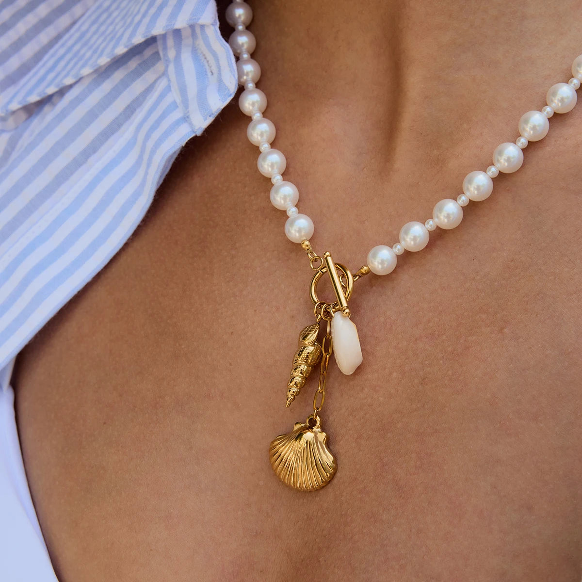 Pearl Shell Charm Necklace — Stainless Steel · PS166