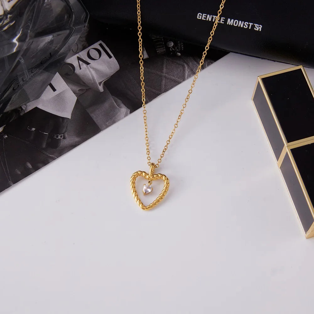 Crystal Heart Pendant Necklace — Stainless Steel · PS149