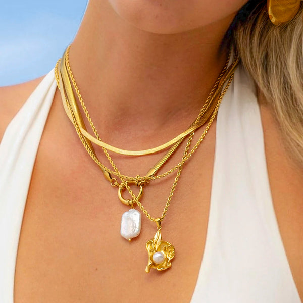 Pearl Charm Pendant Necklace — Stainless Steel · PS170