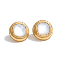 Shell geometric earrings in gold-plated stainless steel with shell.