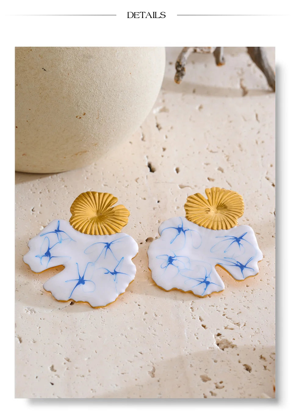 White enamel flower earrings in gold-plated stainless steel with enamel.