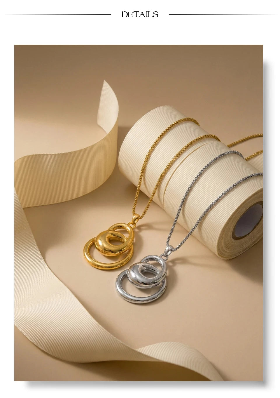 Geometric necklace in gold-plated stainless steel.