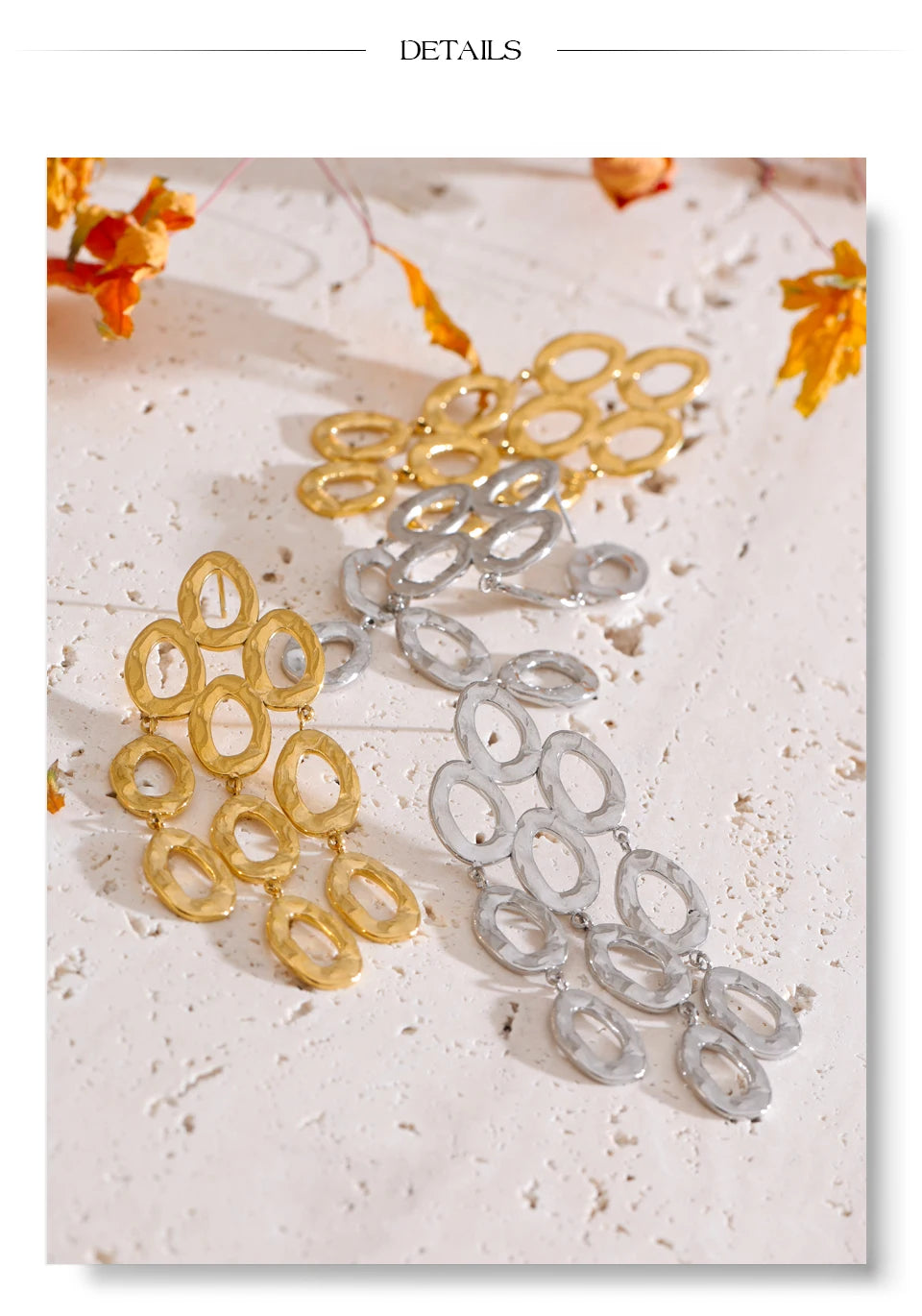 Geometric earrings in gold-plated stainless steel.