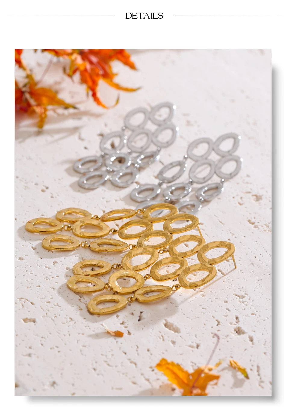 Geometric earrings in gold-plated stainless steel.