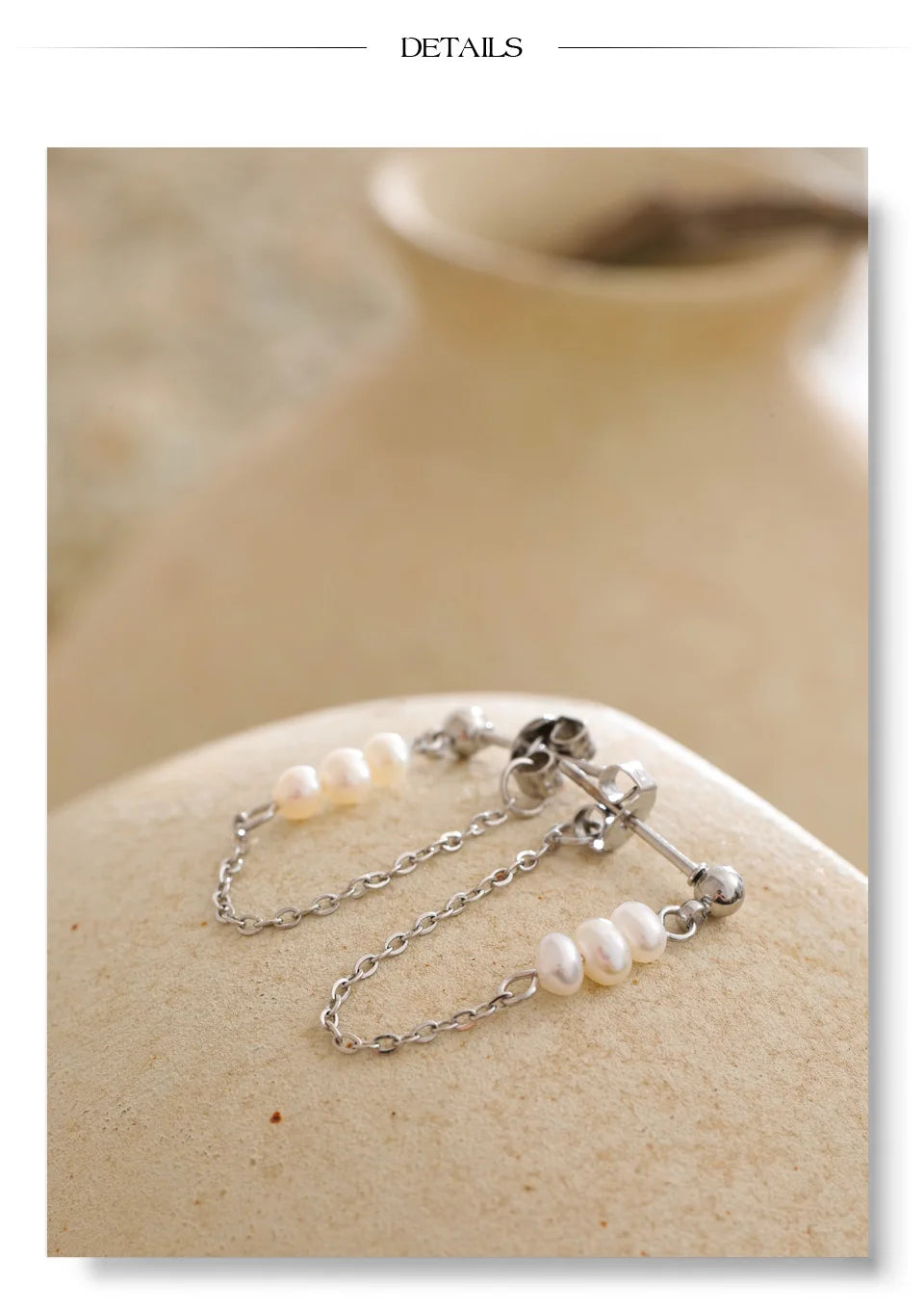 Freshwater pearl geometric chain earrings in gold-plated stainless steel with freshwater pearl.