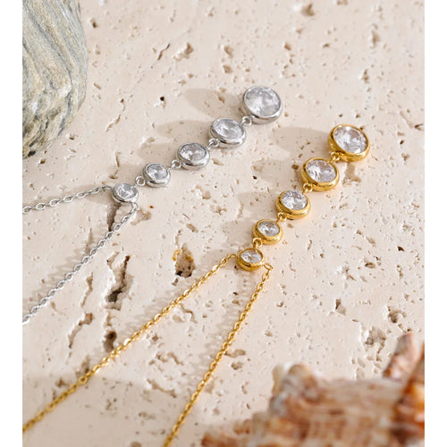 Cubic zirconia geometric chain necklace in gold-plated stainless steel with cubic zirconia.