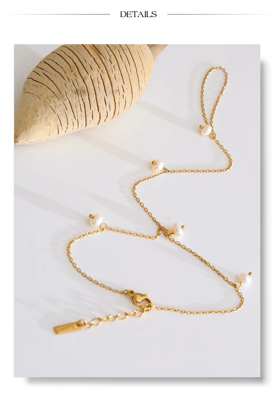 Freshwater Pearl Geometric Chain Bracelet — Gold-Plated Stainless Steel with Freshwater Pearl · PS1068