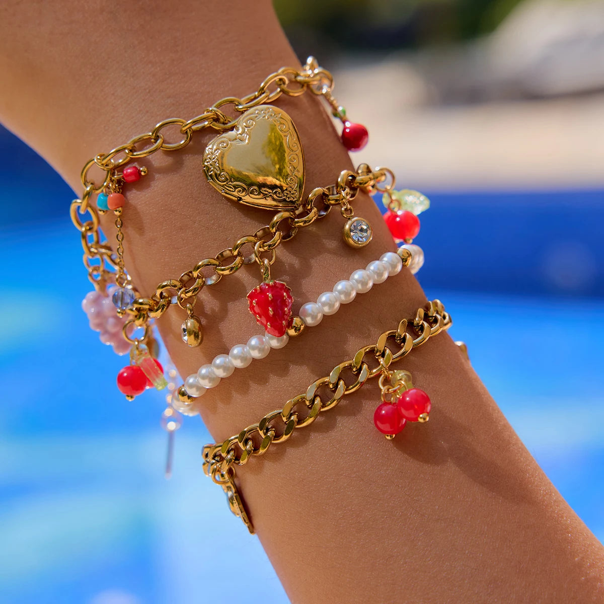 Heart Locket Charm Bracelet — Stainless Steel · PS020