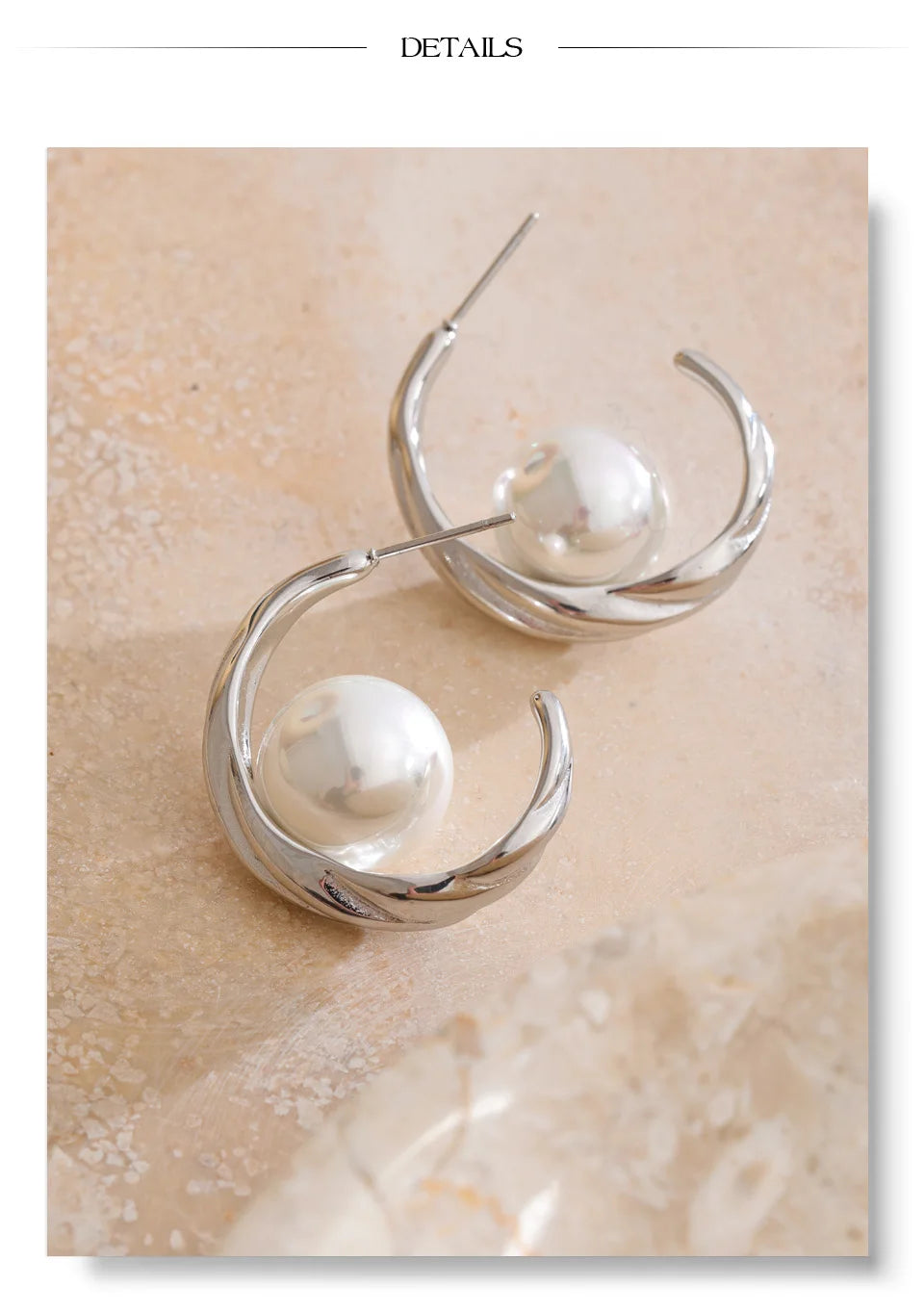 Pearl geometric earrings in gold-plated stainless steel with pearl.