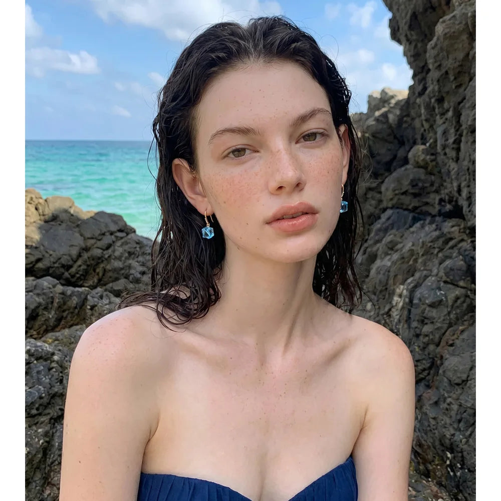Crystal Geometric Earrings — Gold-Plated Stainless Steel with Crystal · PS1716