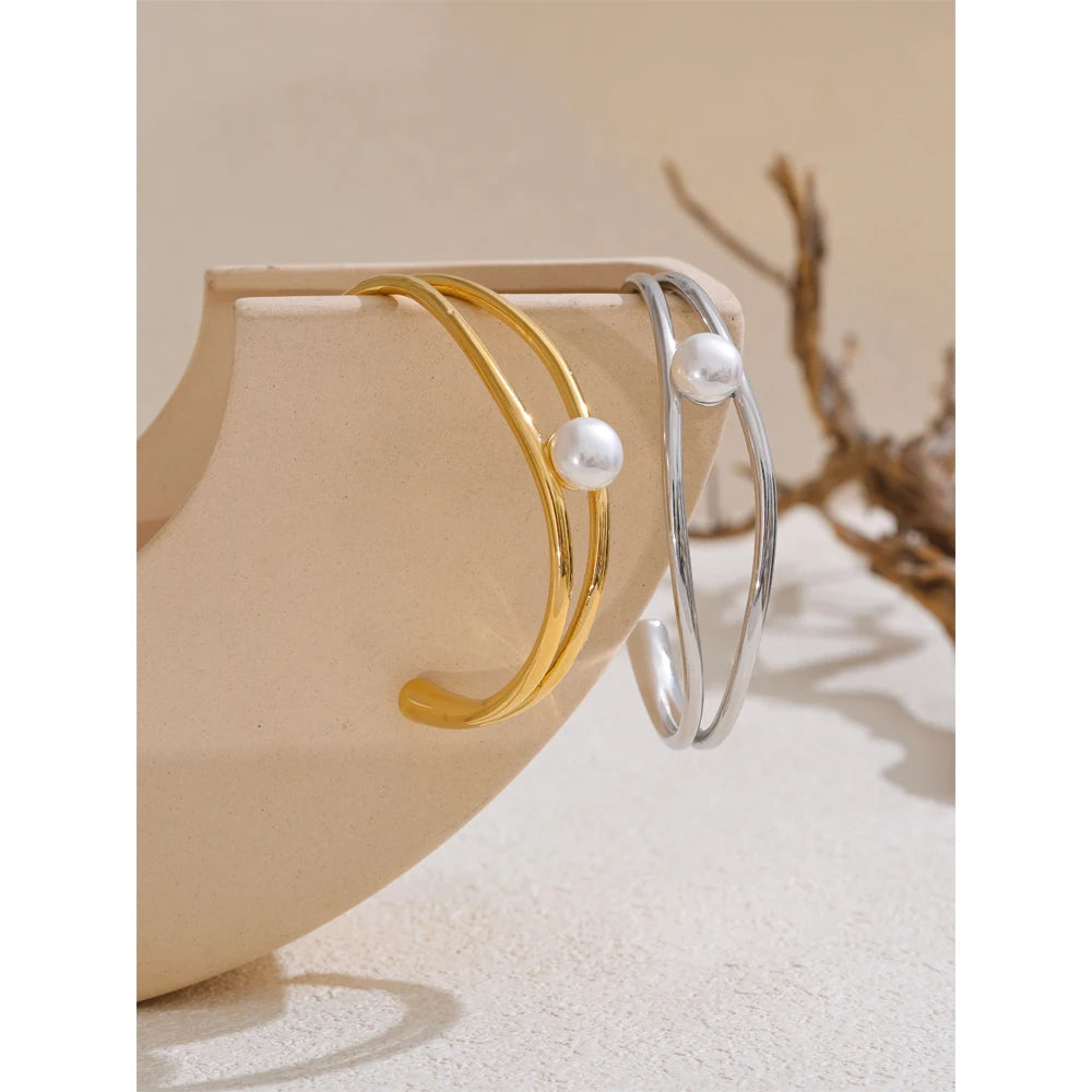 Pearl Geometric Bracelet — Gold-Plated Stainless Steel with Pearl · PS1718