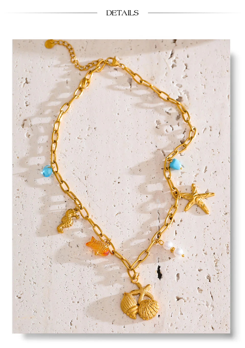 Pearl shell flower necklace in gold-plated stainless steel with pearl and shell.