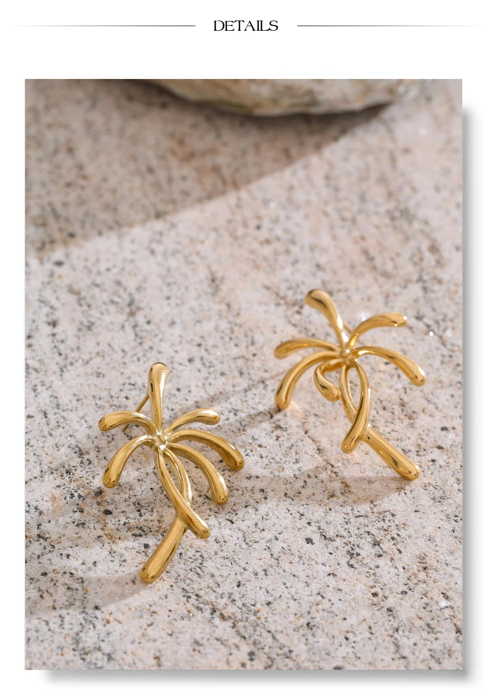 Geometric earrings in gold-plated stainless steel.
