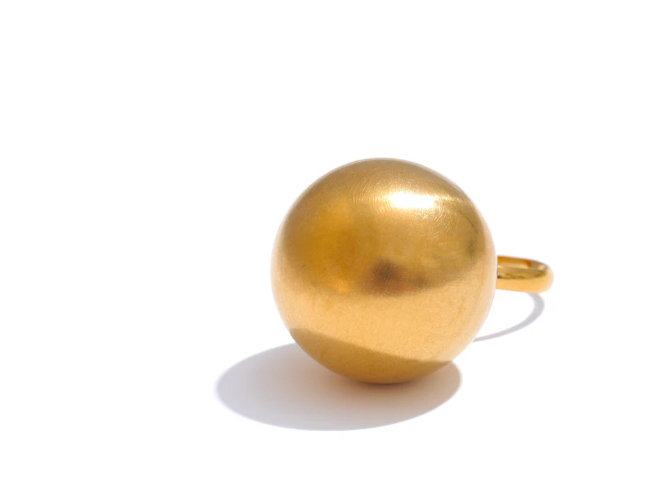 Geometric ring in 18K gold-plated stainless steel.