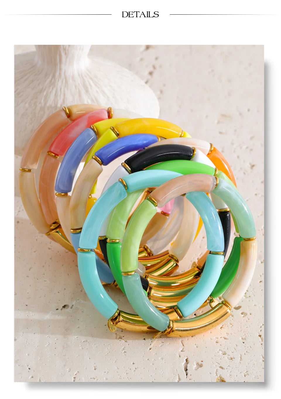 Resin acrylic geometric bracelet in gold-plated stainless steel with resin and acrylic.
