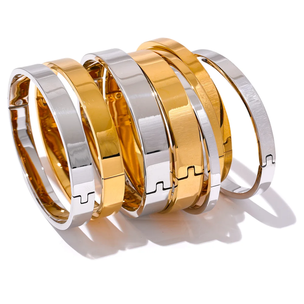 Gold-plated stainless steel bracelet with multiple links.