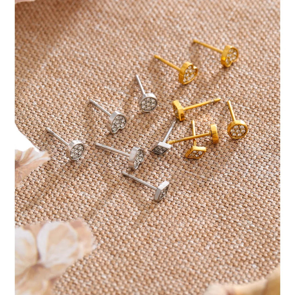 Cubic Zirconia Heart Geometric Earrings — Gold-Plated Stainless Steel with Cubic Zirconia · PS1106