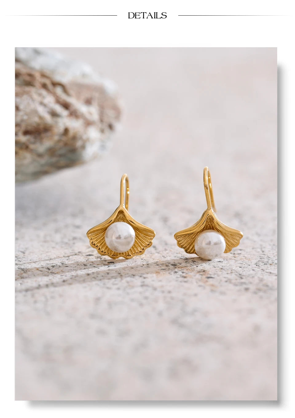 Pearl earrings in gold-plated stainless steel with pearl.