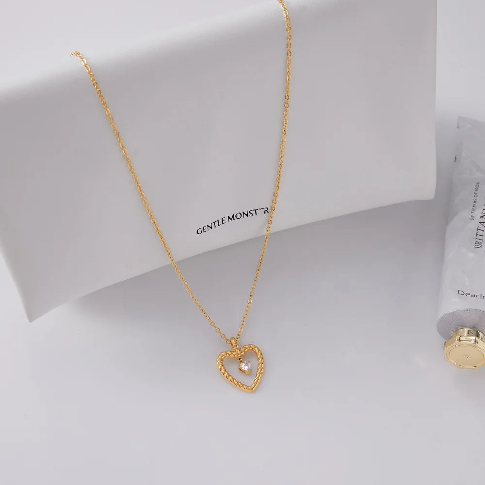 Crystal Heart Pendant Necklace — Stainless Steel · PS149