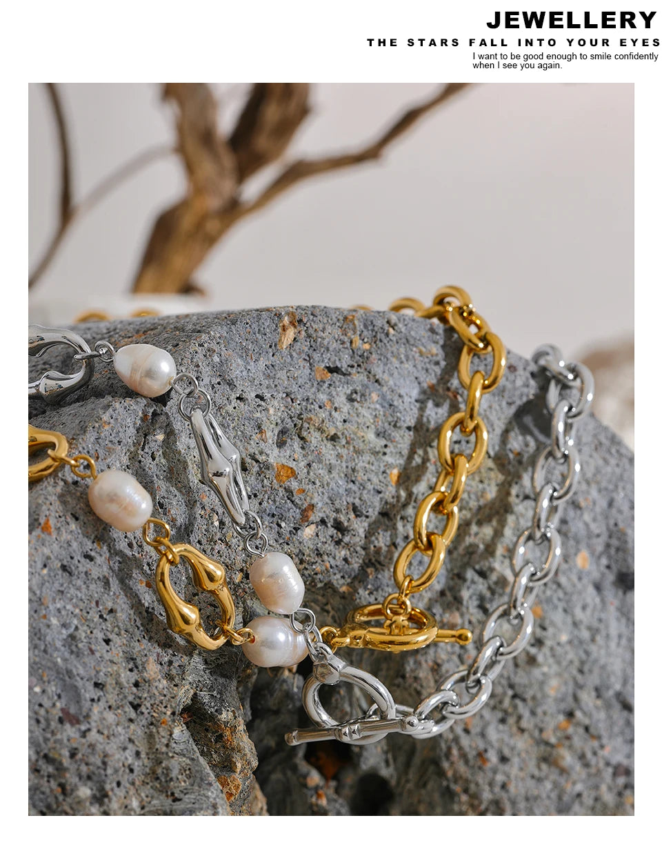 Freshwater pearl geometric chain necklace in gold-plated stainless steel with freshwater pearl.