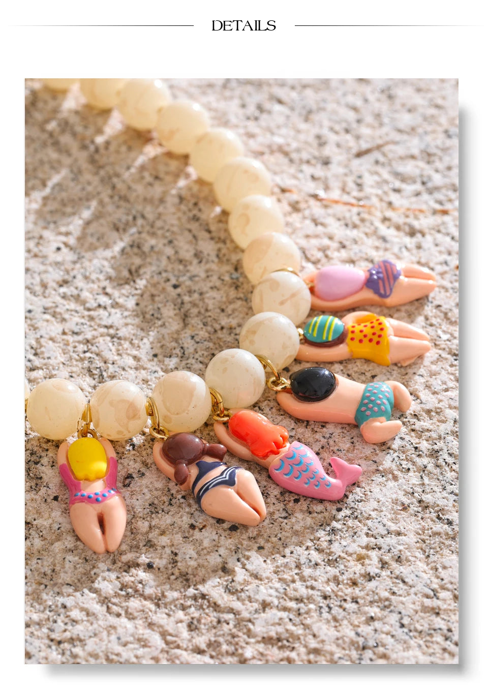 Resin glass natural stone necklace in gold-plated stainless steel with natural stone and resin.