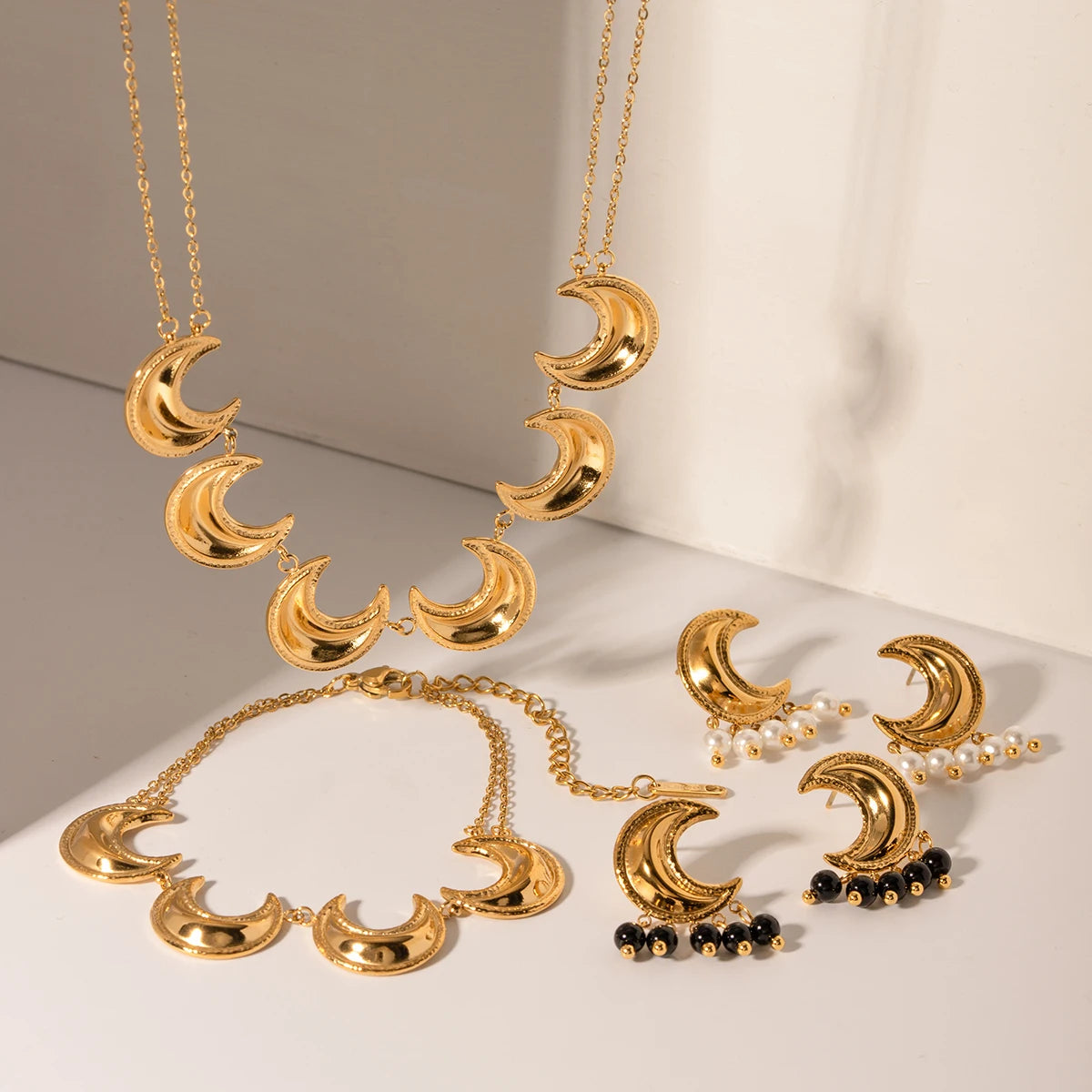 Crescent Moon Jewelry — Stainless Steel · PS130