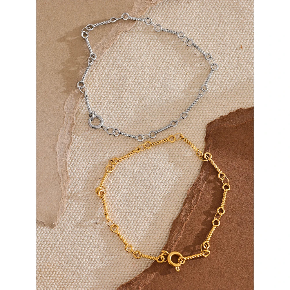 Geometric Chain Bracelet — Gold-Plated Stainless Steel · PS1667