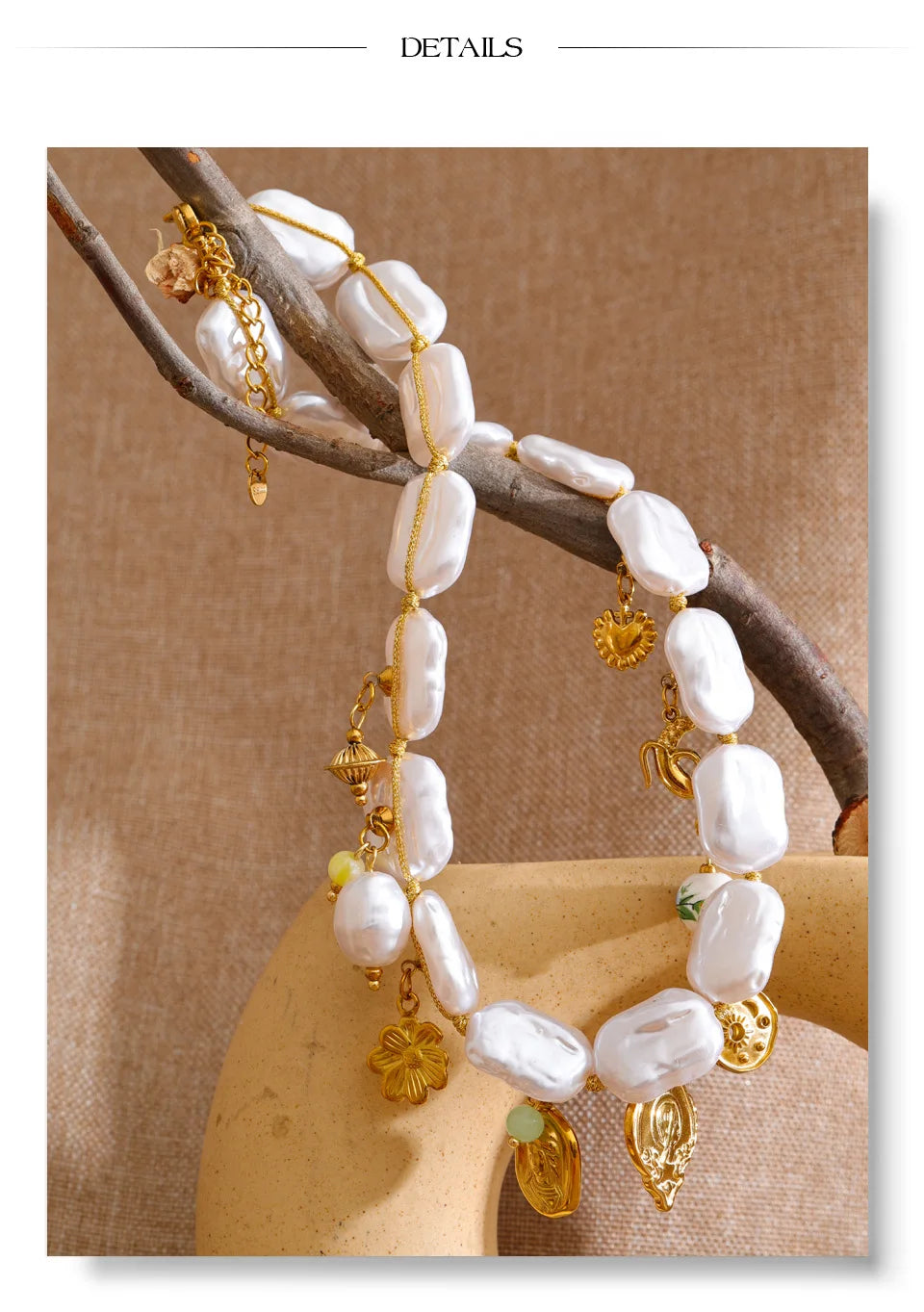 Pearl heart flower necklace in gold-plated stainless steel with pearl.