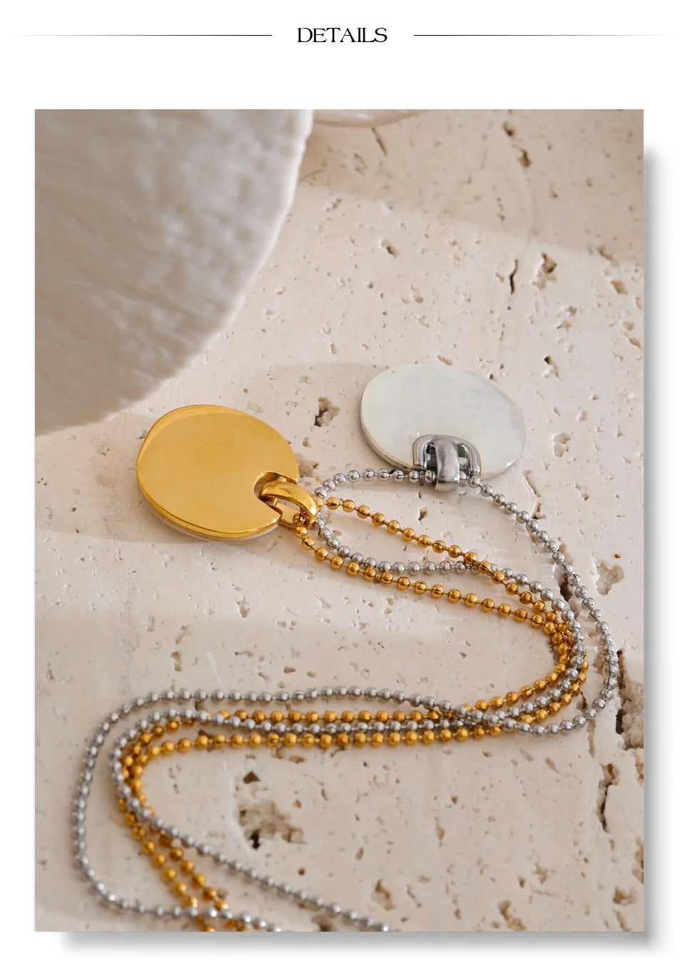 Shell geometric necklace in gold-plated stainless steel with shell.