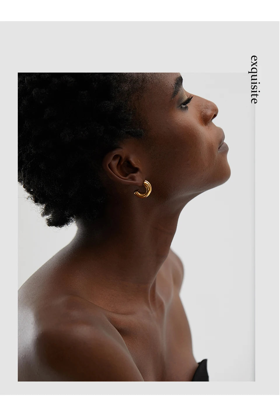 Minimalist geometric earrings in gold-plated stainless steel.