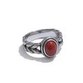 Black natural stone vintage ring in 18K gold-plated stainless steel with natural stone.