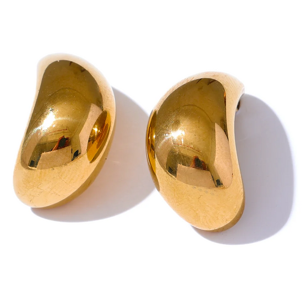 Gold-plated stainless steel earrings with a heart shape.