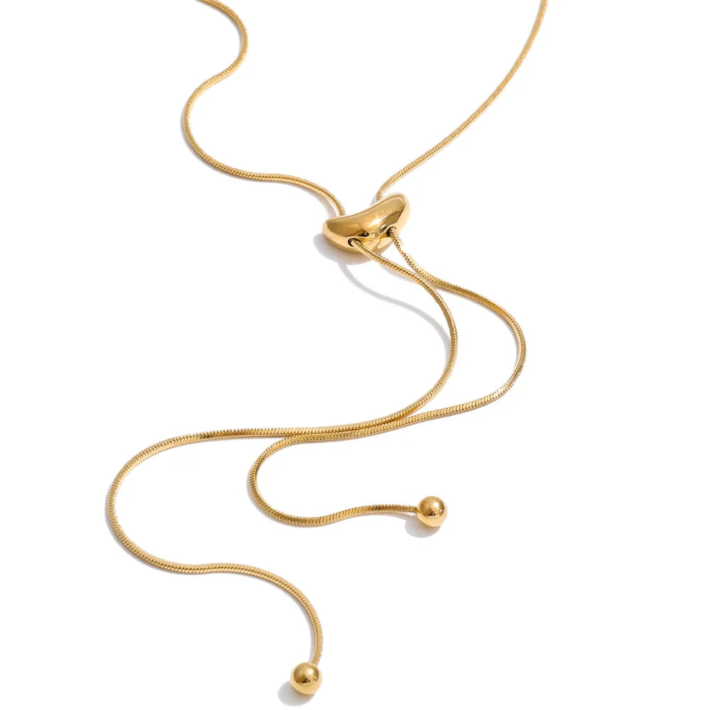 Geometric chain necklace in gold-plated stainless steel.