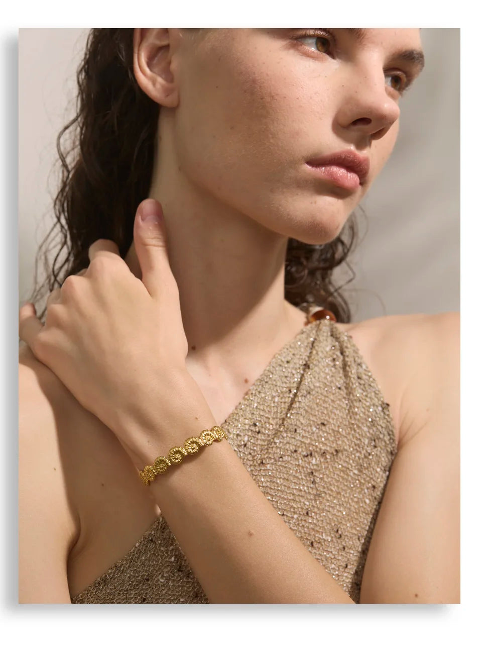 Shell Star Geometric Bracelet — Gold-Plated Stainless Steel with Shell · PS2123